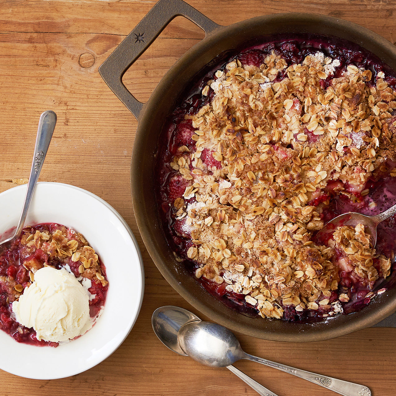 Raspberry-Rhubarb Crumble